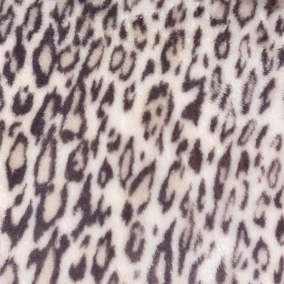 0627 Nine West Robe - Picture 5 of 5